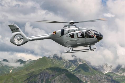 h 135 helicopter